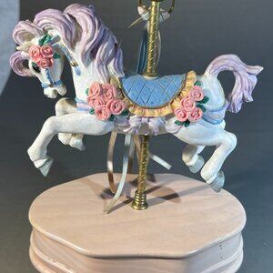 Vintage Revolving Horse Carousel Sanyo Music Box Plays Carousel Waltz. NOTE (494